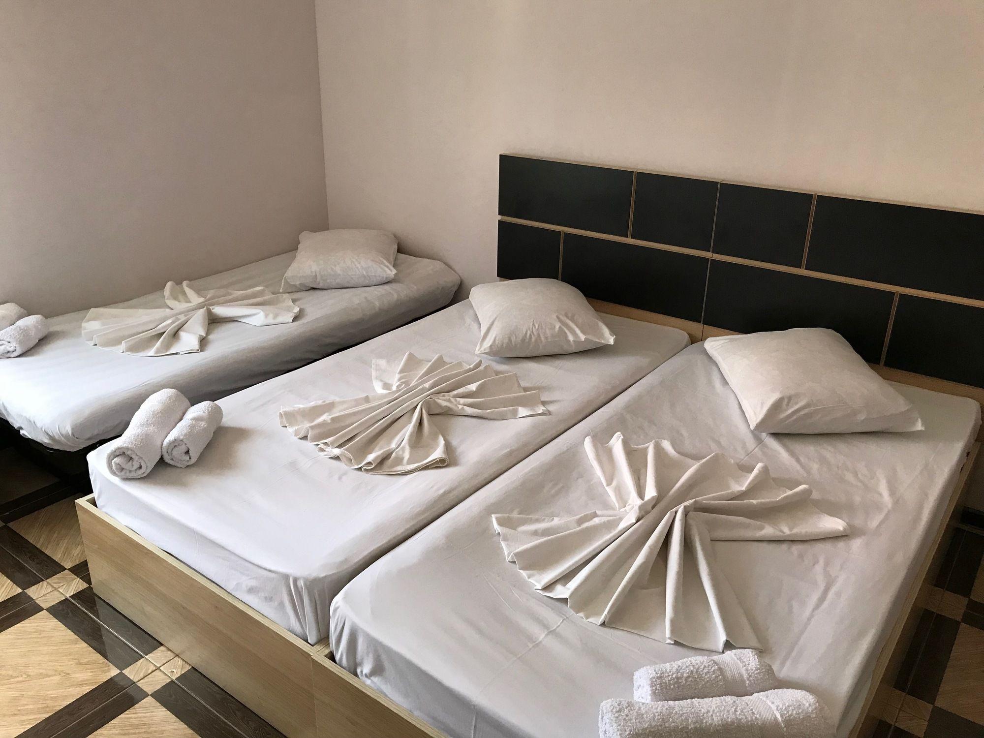 Holiday House Батуми Экстерьер фото
