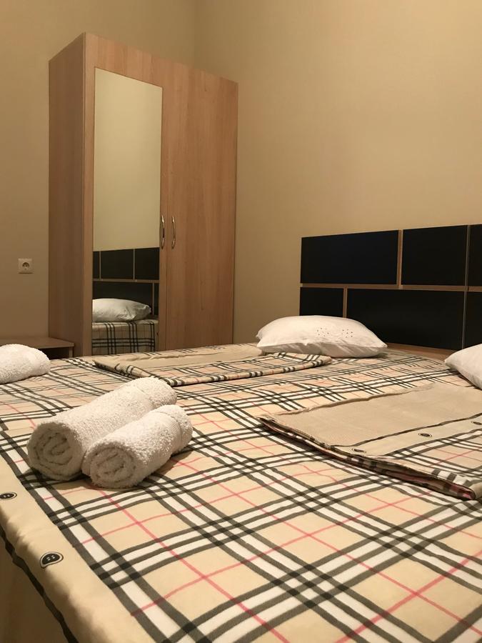 Holiday House Батуми Экстерьер фото