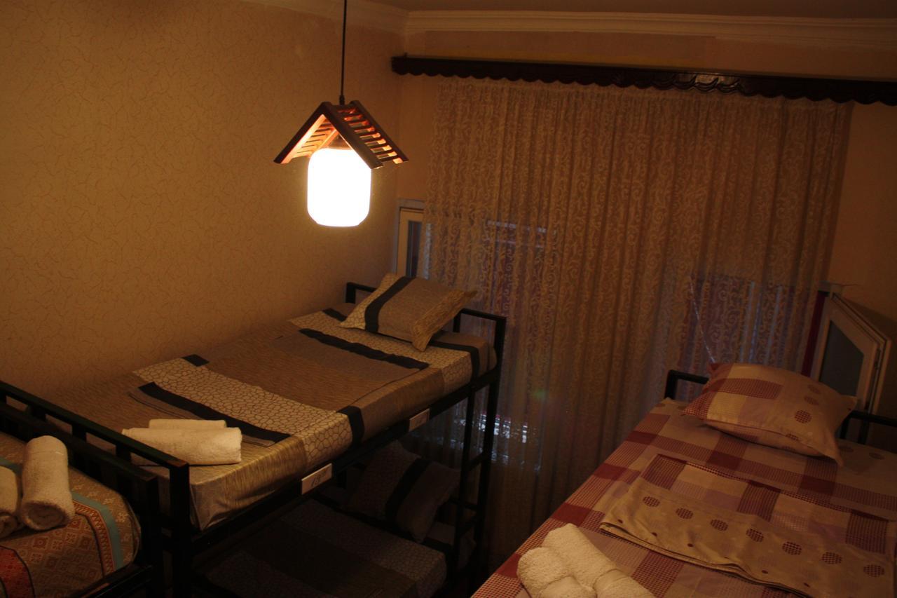 Holiday House Батуми Экстерьер фото